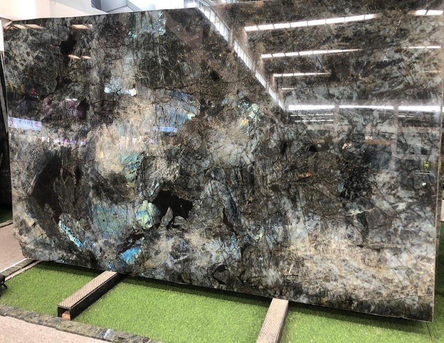 Polished Labradorite granite slab