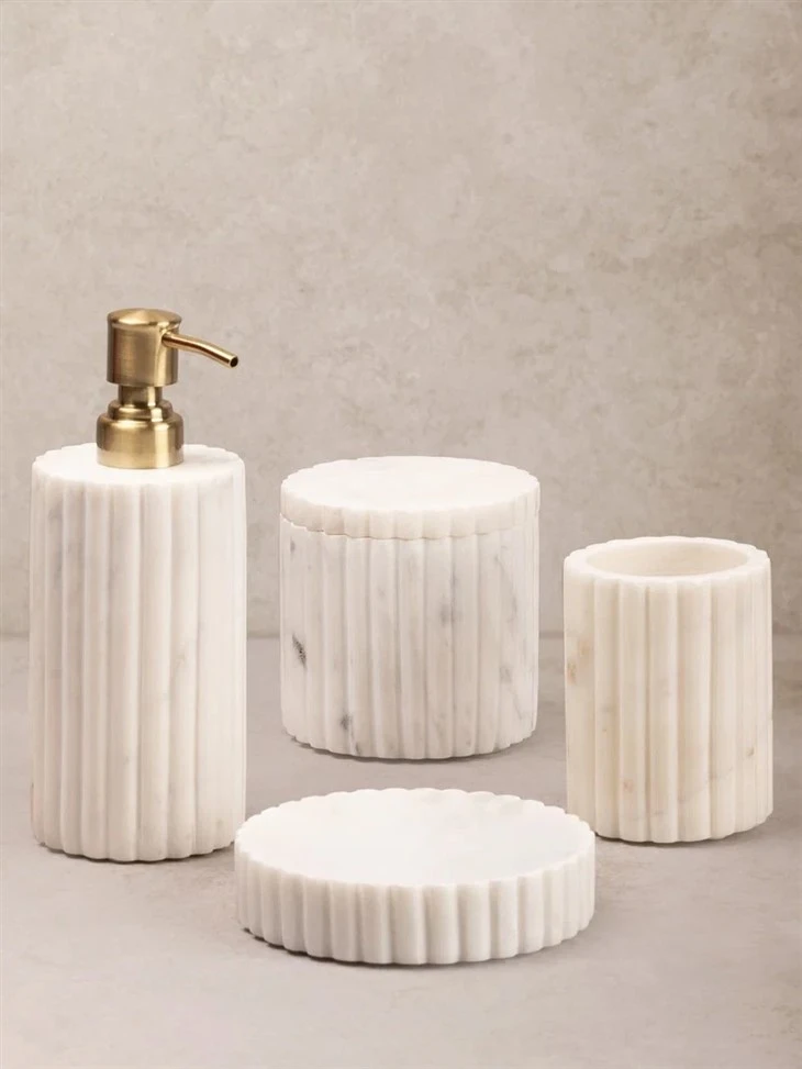 White Marble Bath Set Deep Vertical Fluting Across All Four Forms factory
